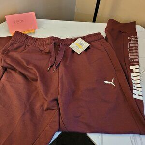 Women's Puma Jogger - Red - Size Medium